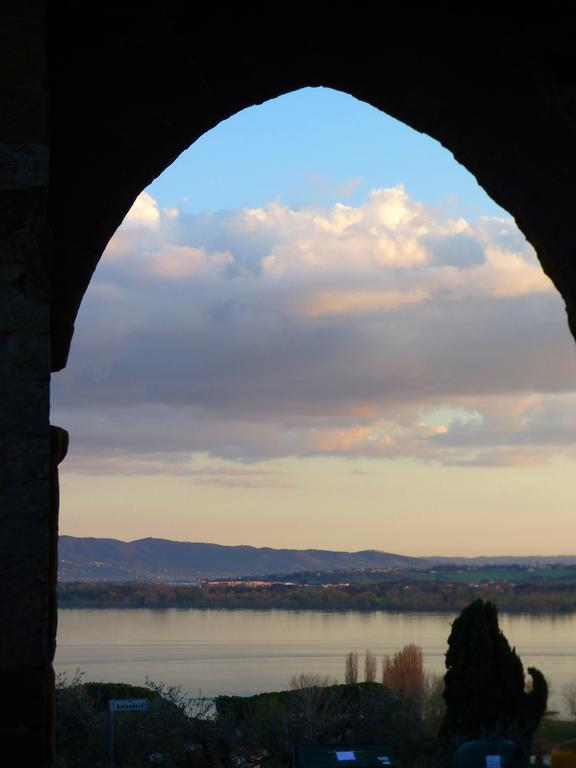 Ascanio Appartamenti Castiglione del Lago Esterno foto